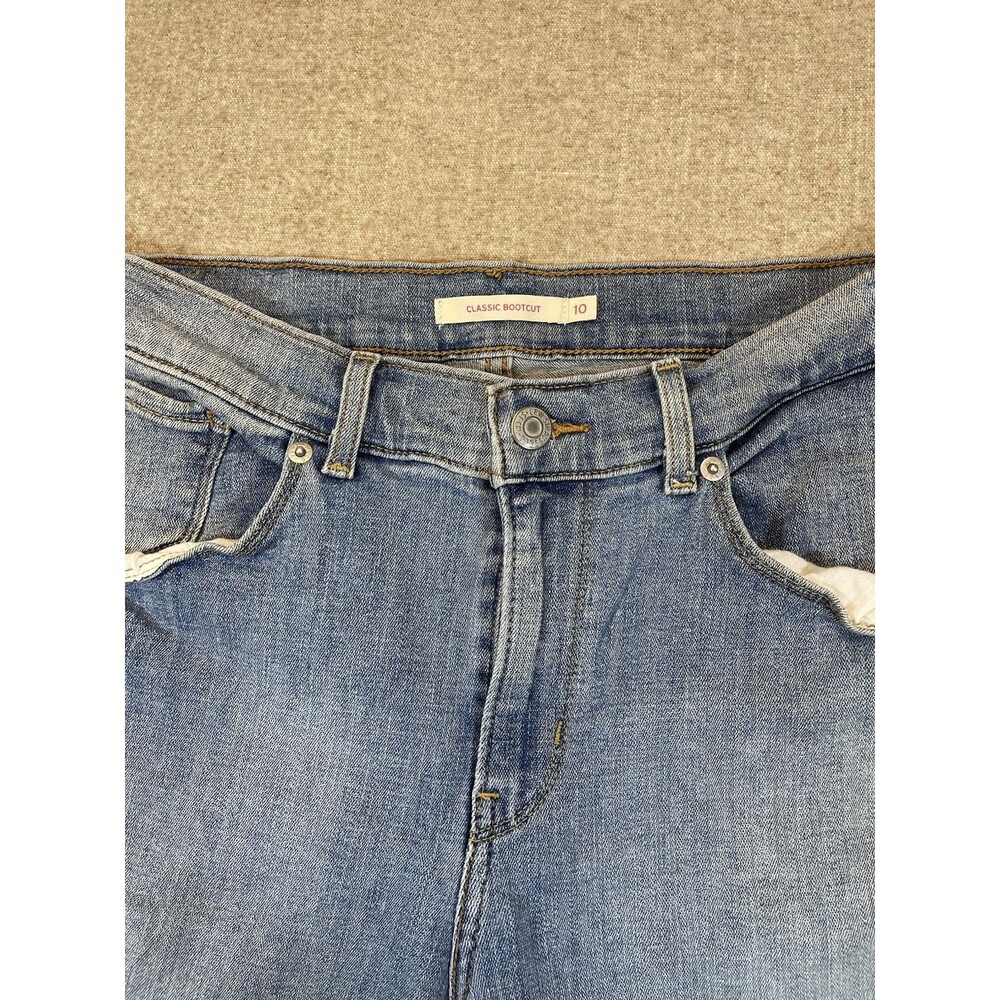 Levi's Classic Bootcut Jeans Blue Floral Embroidered Denim Womens 10 Stretch - Picture 4 of 15